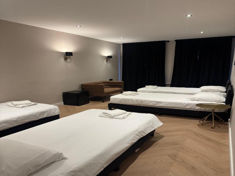 Hotel 83 - Oda