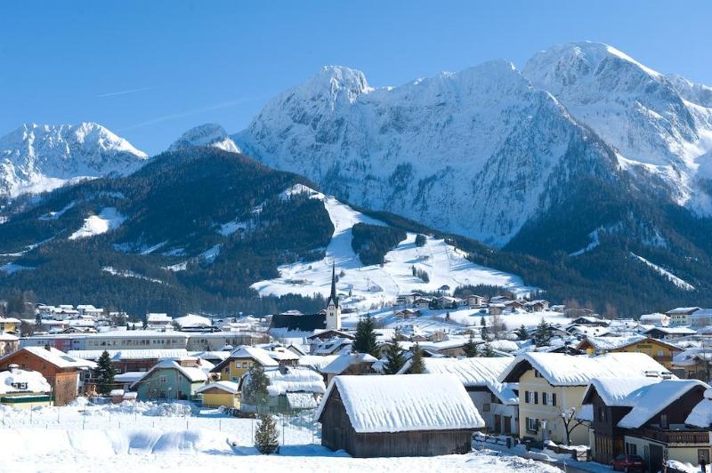 Genuss- und Vitalhotel Moisl - Genel
