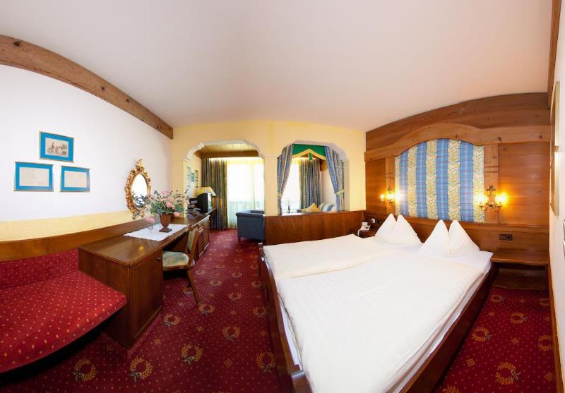 Genuss- und Vitalhotel Moisl - Genel