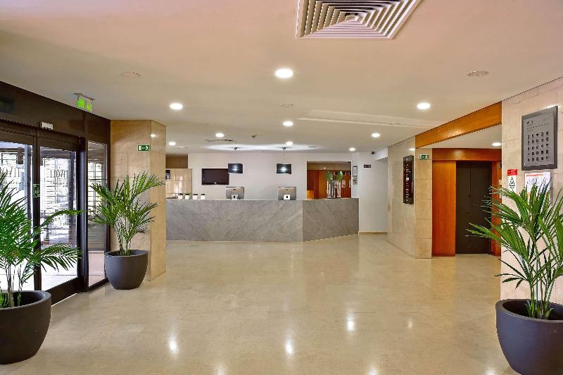 Tivoli Coimbra Hotel - Lobi