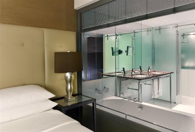 Sheraton Lisboa Hotel & Spa - Oda