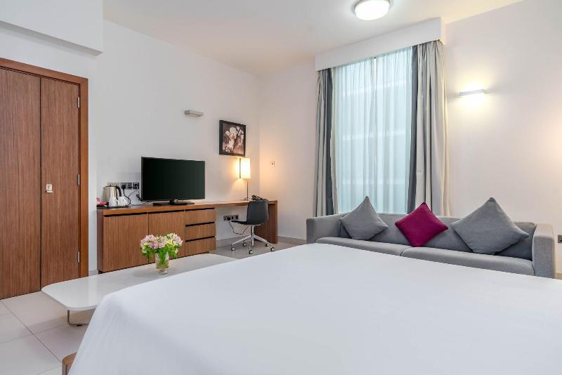 Aparthotel Adagio Abu Dhabi Al Bustan - Oda