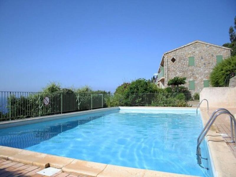 Residence Roc E Mare - Havuz