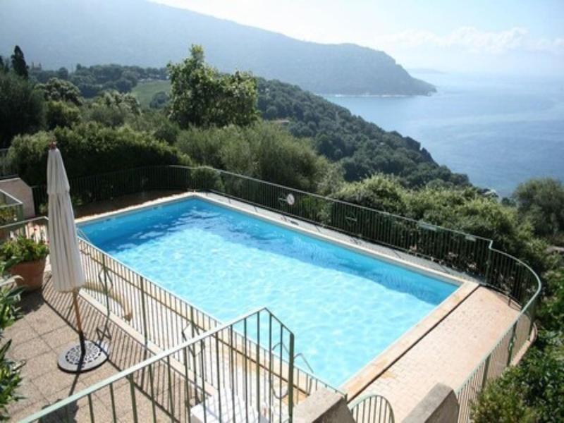 Residence Roc E Mare - Havuz
