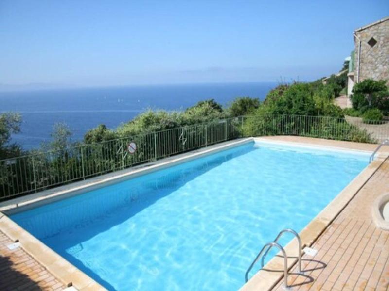 Residence Roc E Mare - Havuz