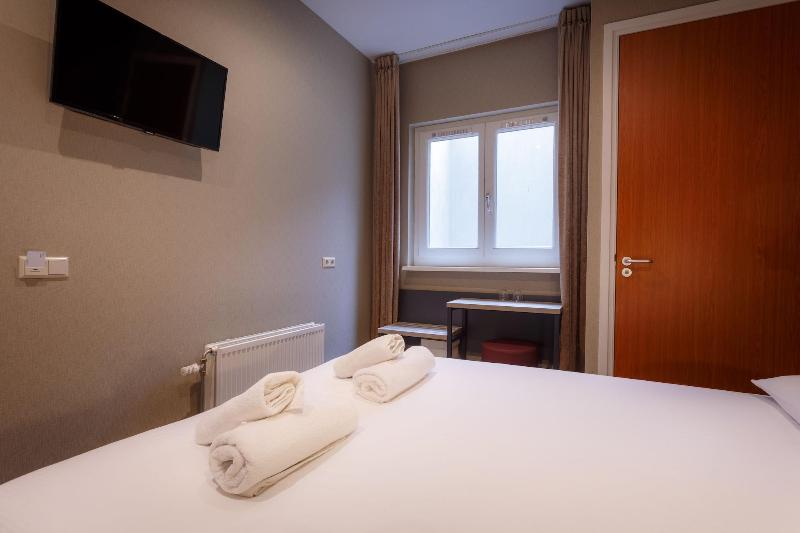 Amsterdam Downtown Hotel - Oda