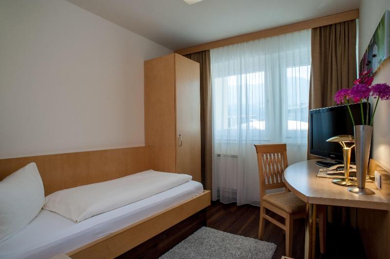 Rumer Hof Innsbruck - Oda