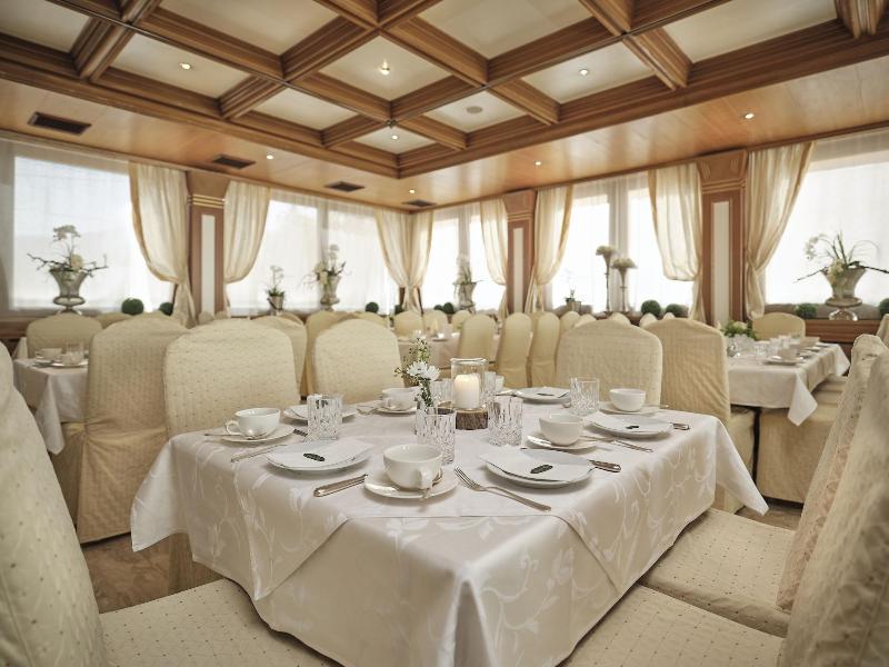 Rumer Hof Innsbruck - Restoran
