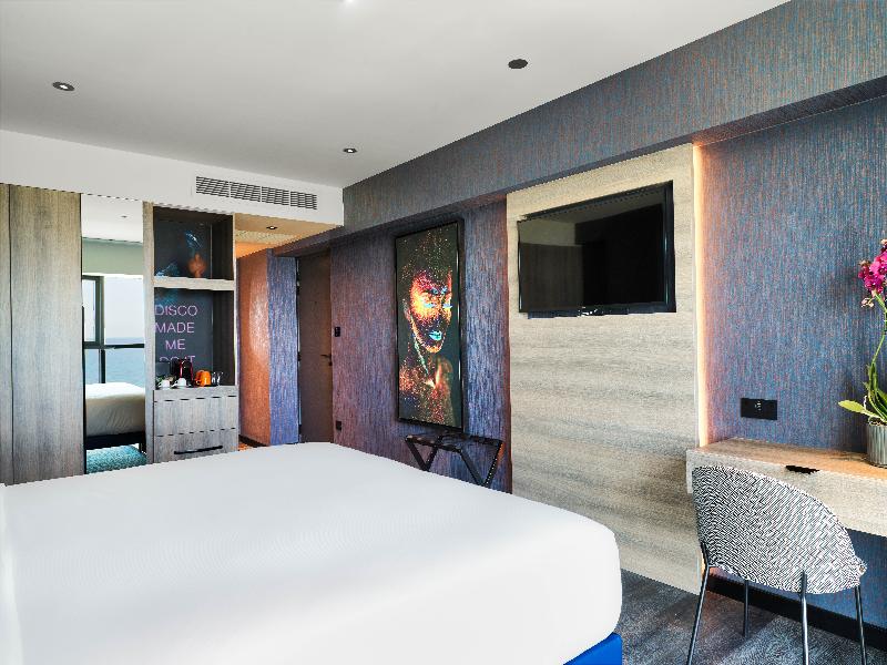 NYX Hotel Limassol - Oda