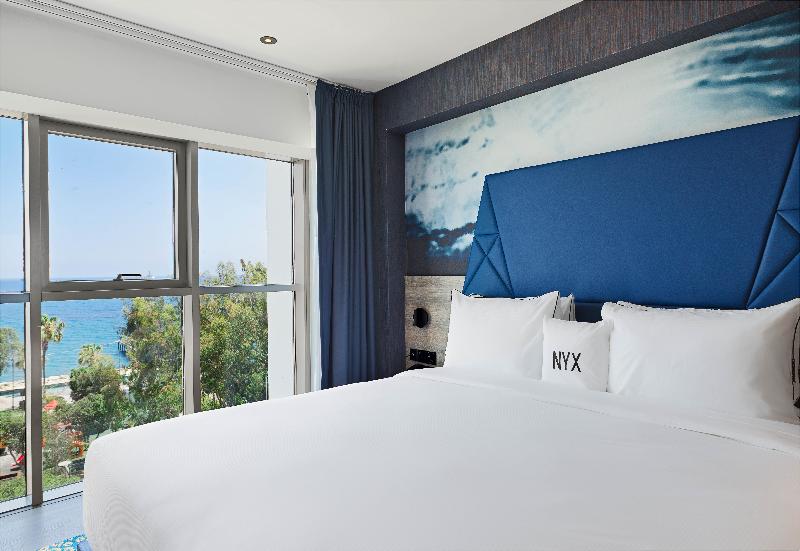 NYX Hotel Limassol - Oda