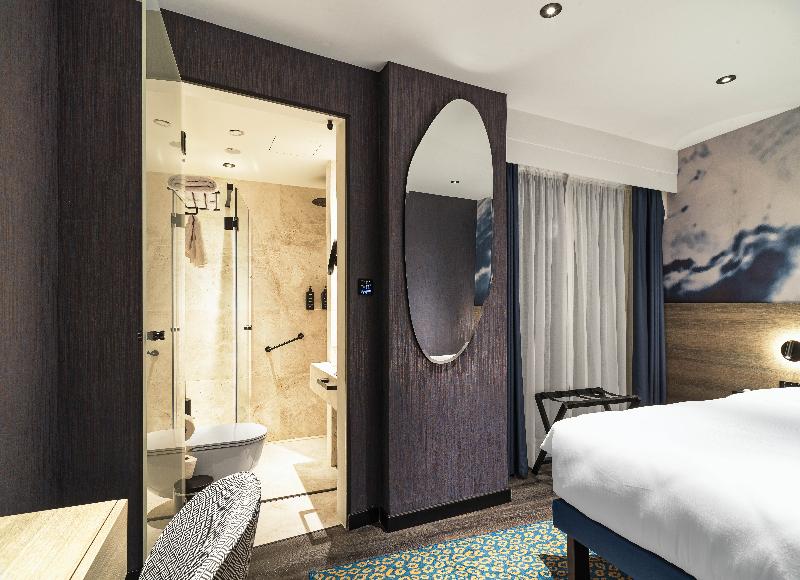 NYX Hotel Limassol - Oda