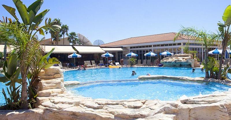 Macronissos Village Club - Genel