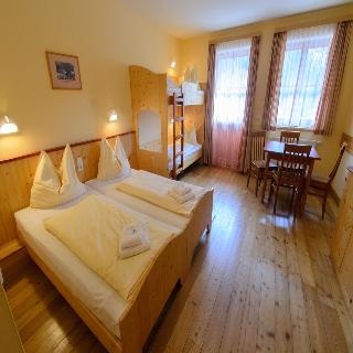 JUFA Donnersbachwald Almerlebnisdorf fotoÄŸrafÄ±