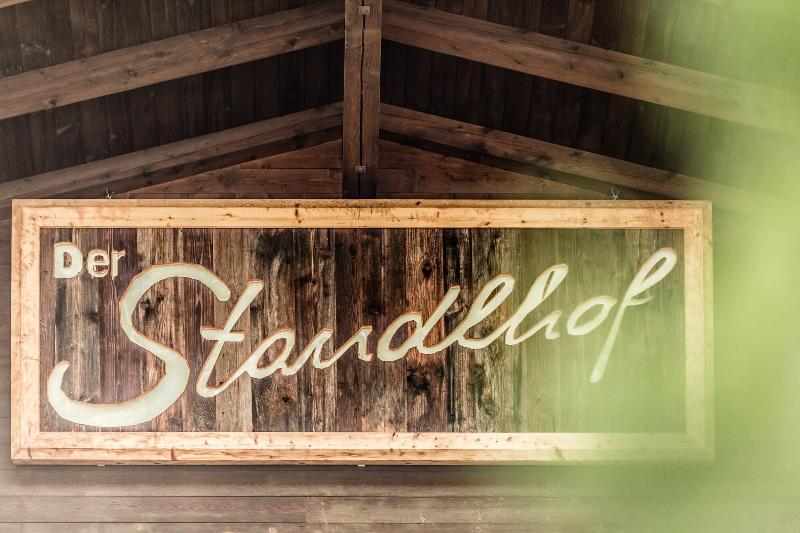 Standlhof - Genel