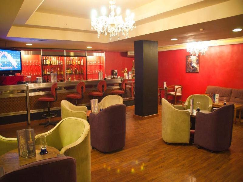 Mina - Bar
