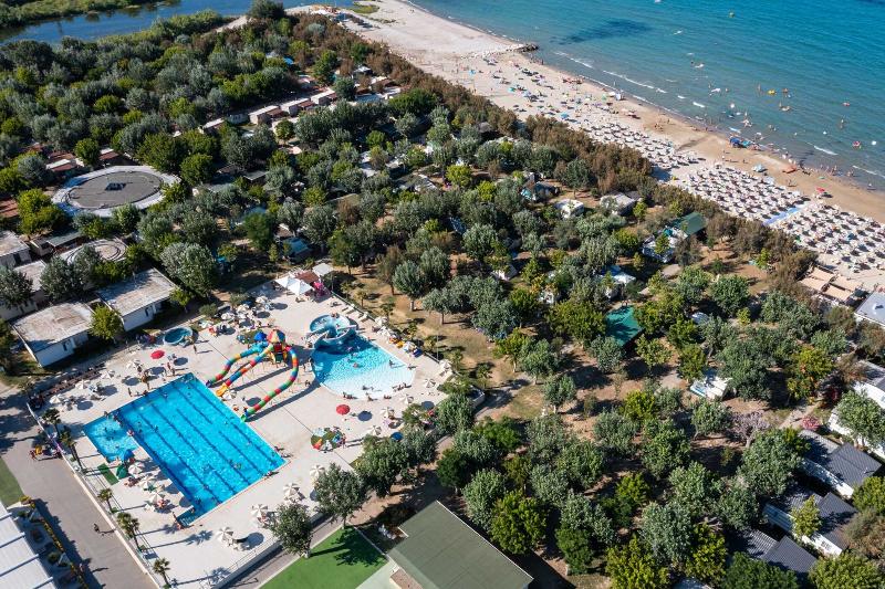 Club del Sole Stork Family Collection - Genel