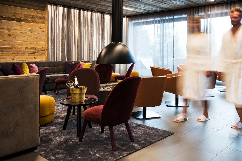 Hotel Goldried - Lobi