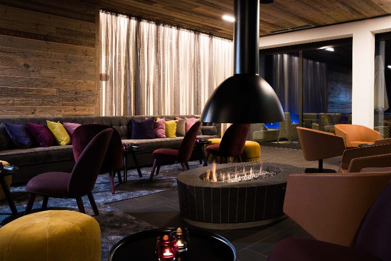 Hotel Goldried - Lobi