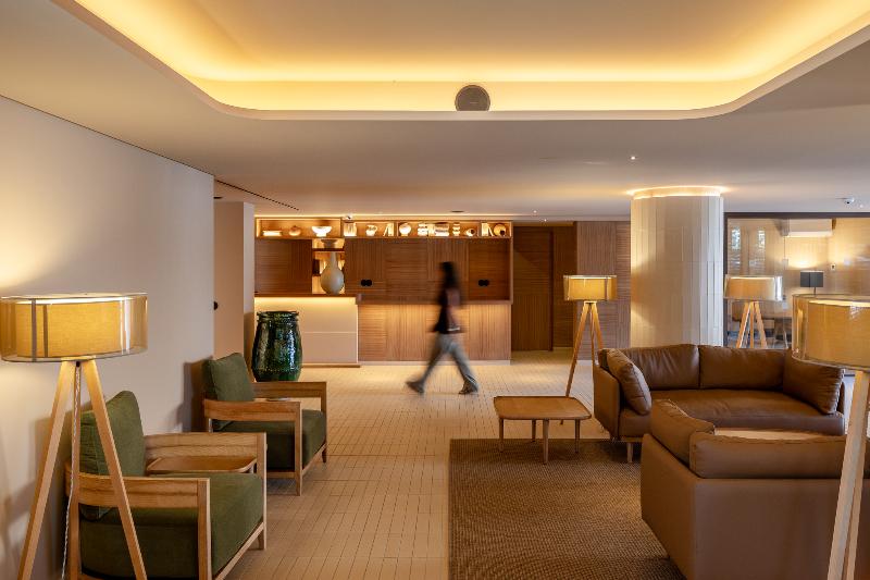3HB Falesia Beach - Lobi