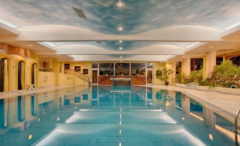 Thermenwelt Hotel Pulverer - Genel