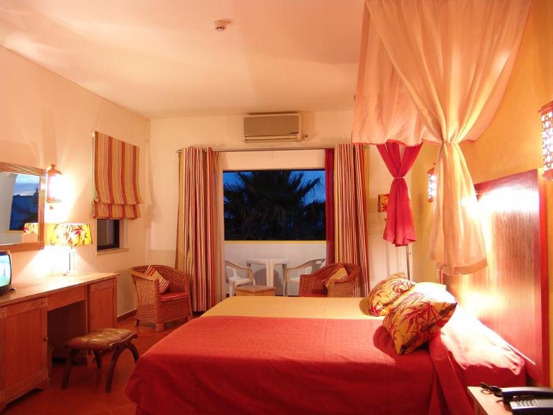 Cerro da Marina Hotel - Oda