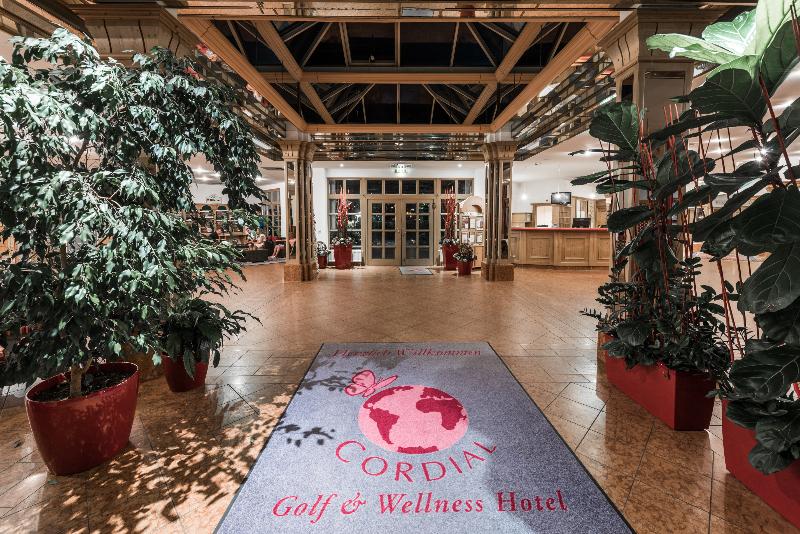 Lisi Family Hotel - Lobi
