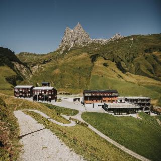 Adler fotoÄŸrafÄ±