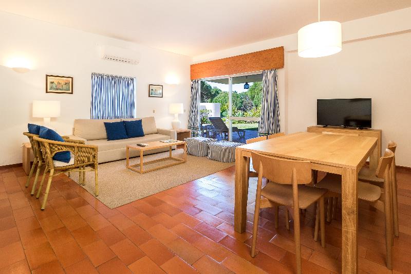 Pinhal Da Marina - Oda
