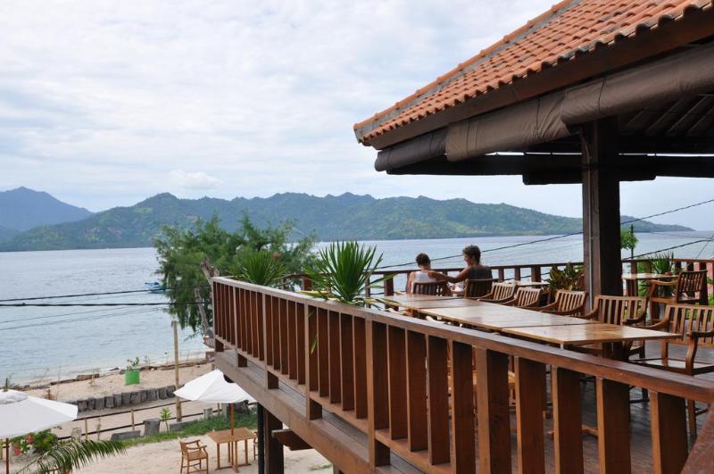 Royal Regantris Villa Karang - Restoran