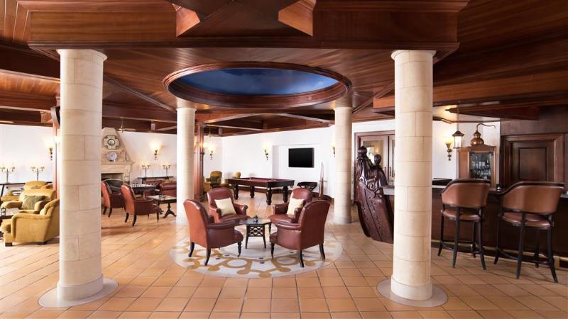 Pine Cliffs Hotel, a Luxury Collection Resort - Lobi