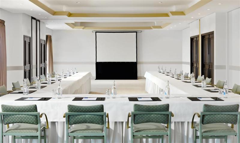 Pine Cliffs Hotel, a Luxury Collection Resort - Toplantı