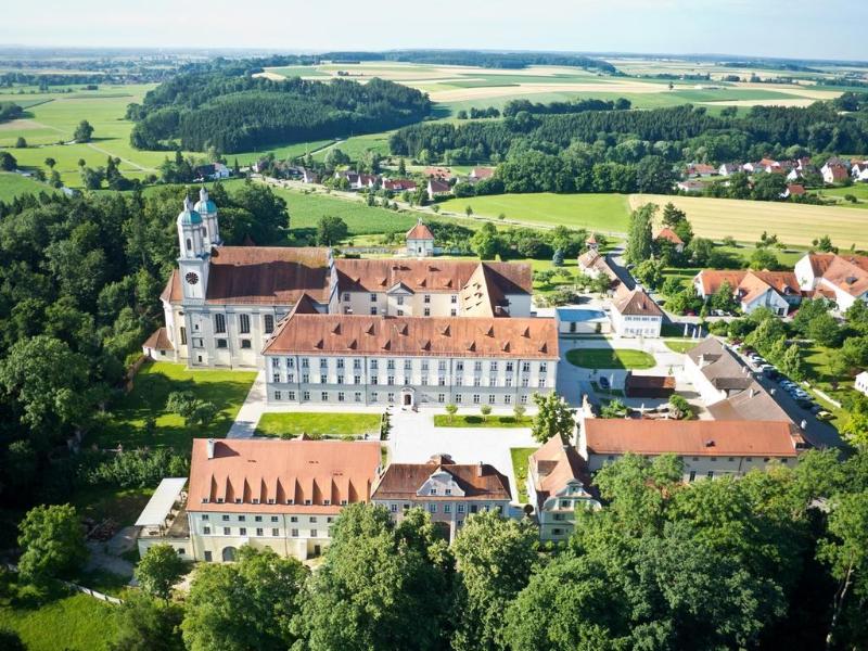Kloster Holzen - Genel