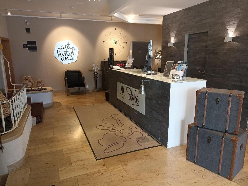 Arthotel Ana - Lobi