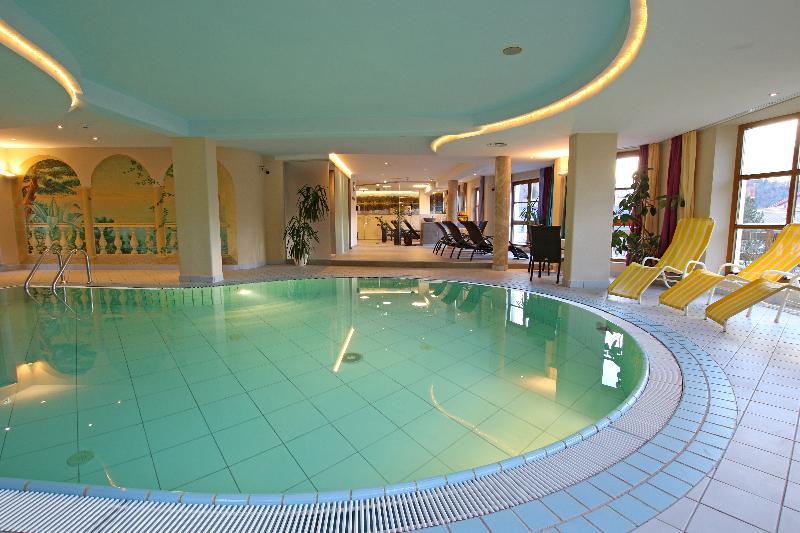 Aktivhotel Schwarzer Adler - Havuz