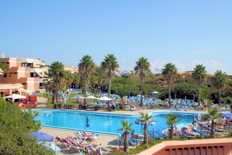 Auramar Beach Resort - Havuz