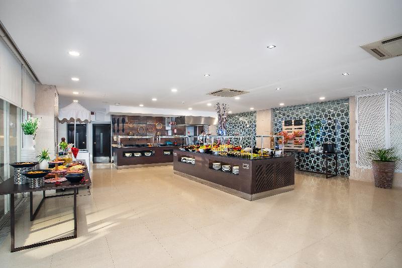AP Oriental Beach - Adults Friendly - Restoran