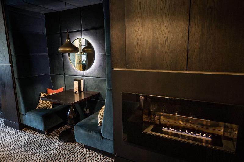 The Chester Hotel - Lobi