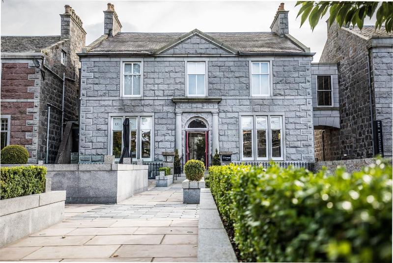 The Chester Hotel - Genel