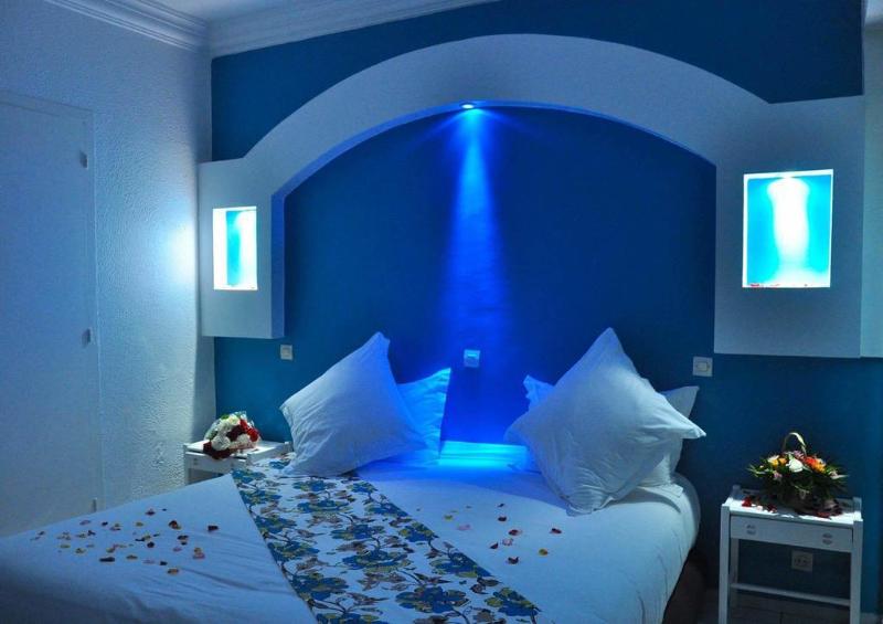 Mabrouk Hotel and Suites- Adult only - Genel