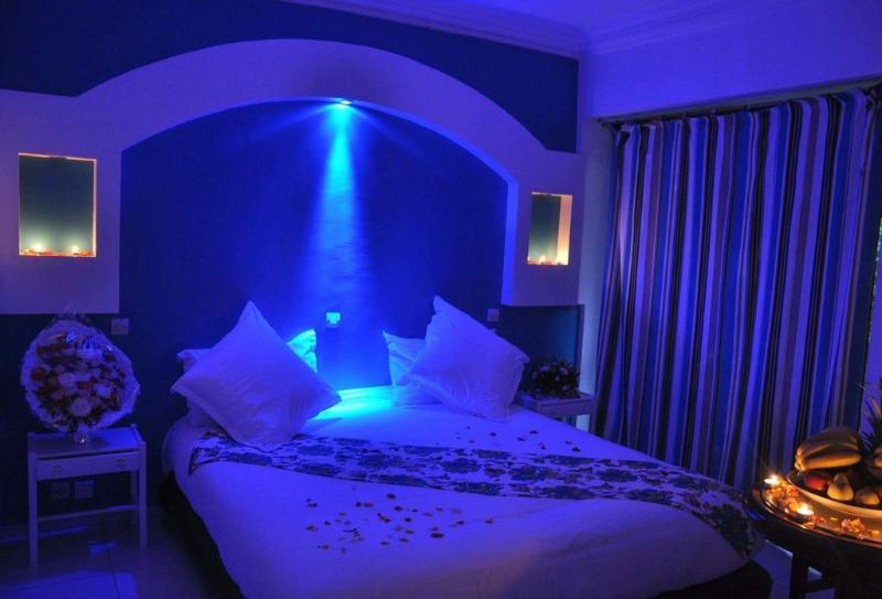 Mabrouk Hotel and Suites- Adult only - Genel
