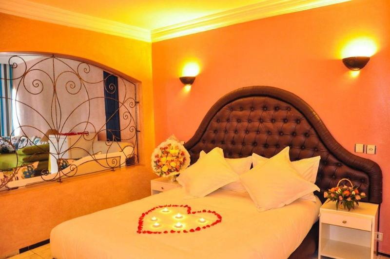 Mabrouk Hotel and Suites- Adult only - Genel
