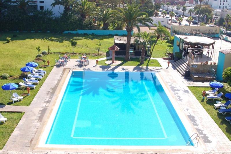 Mabrouk Hotel and Suites- Adult only - Genel