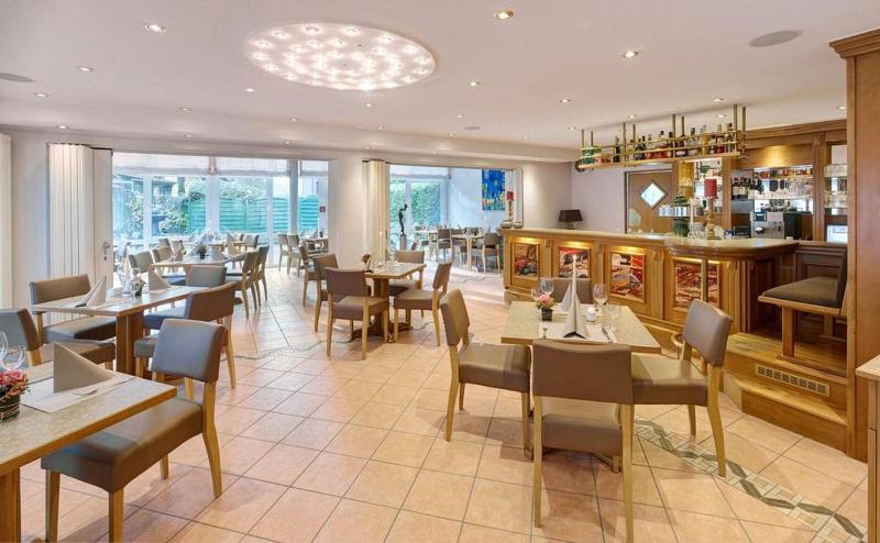 Art Hotel - Restoran