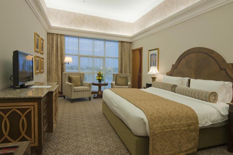 Ayla Hotel Al Ain - Oda