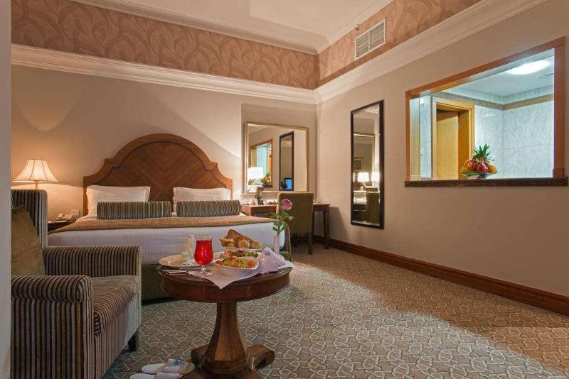 Ayla Hotel Al Ain - Oda