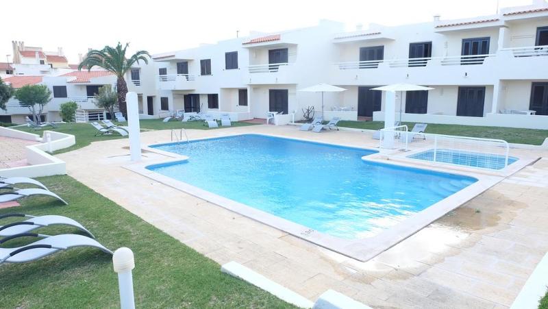 Roca Belmonte Apartamentos - Havuz