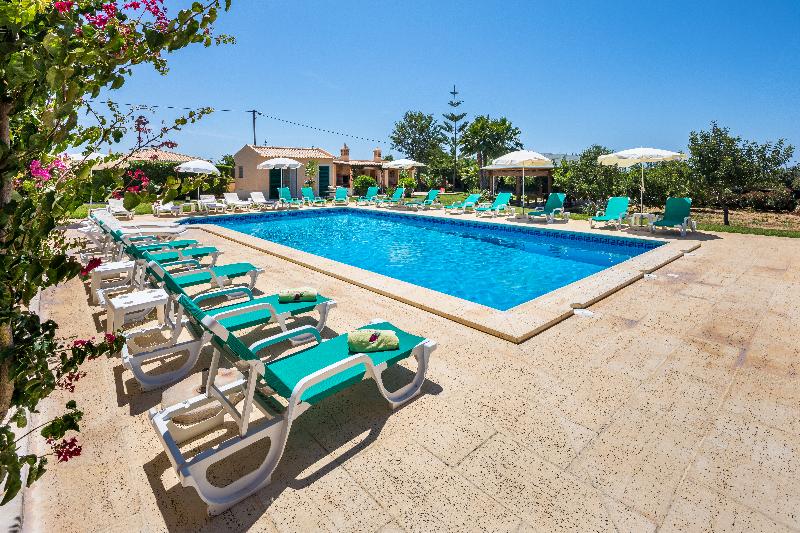 Apartamentos Monte dos Avós, Albufeira - Havuz