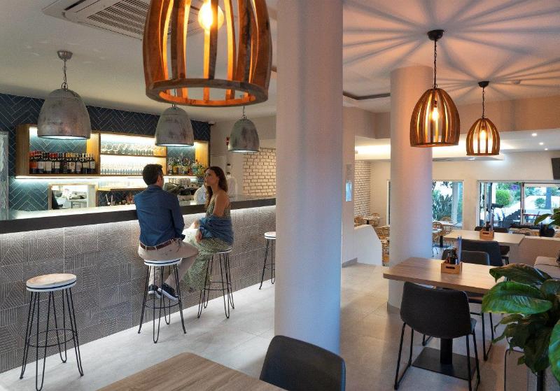 Agua Hotels Vila Branca - Bar