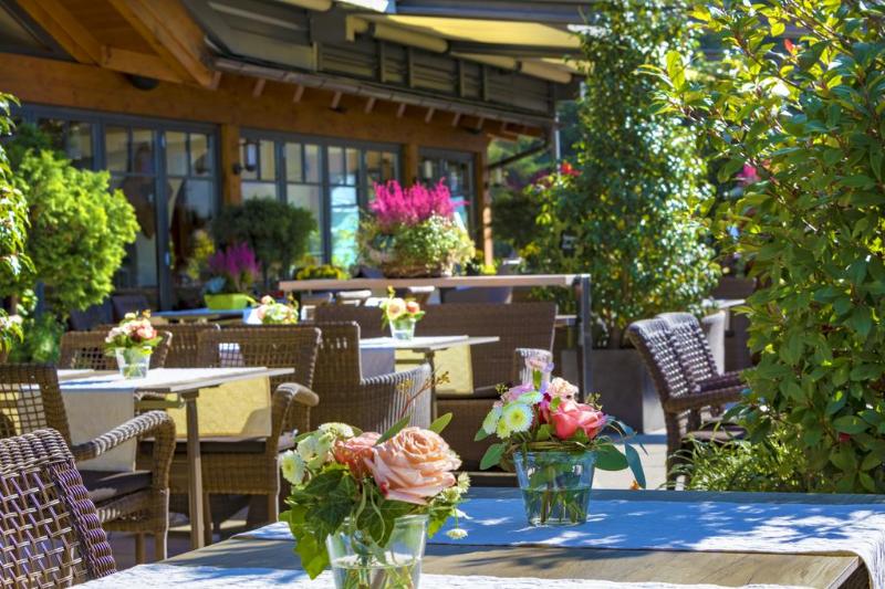 Aktivhotel Alpendorf - Teras