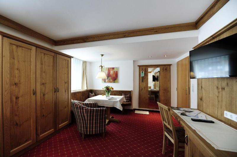 Parkhotel Seefeld - Oda